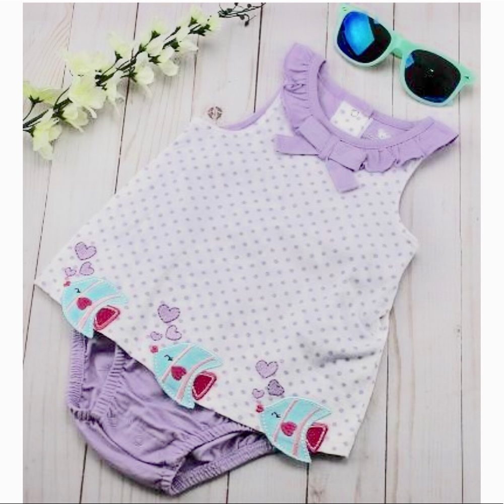 Cute baby girl Size Newborn Lavender dress!